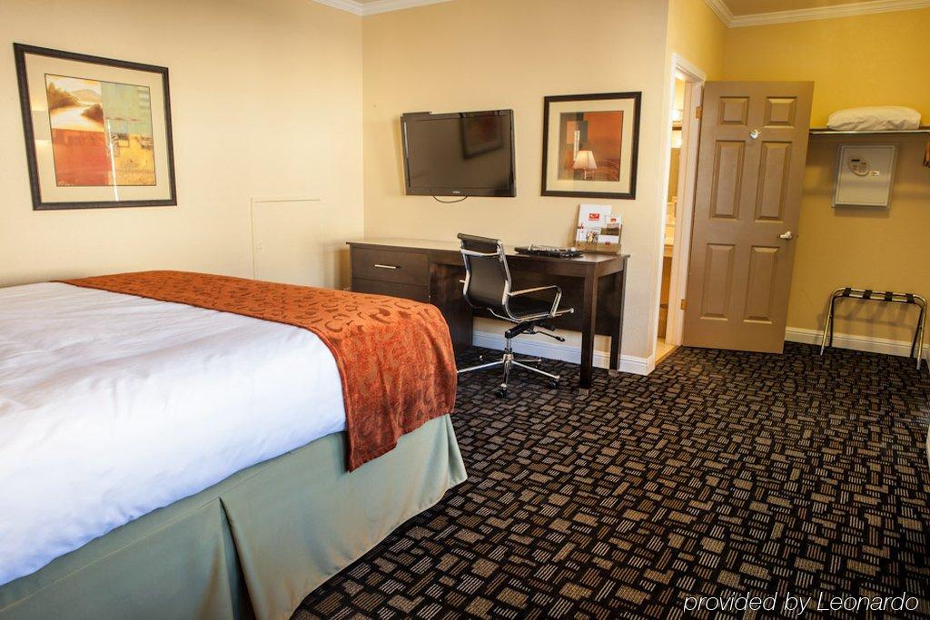 Marinwood Inn & Suites โนวาโต ภายนอก รูปภาพ