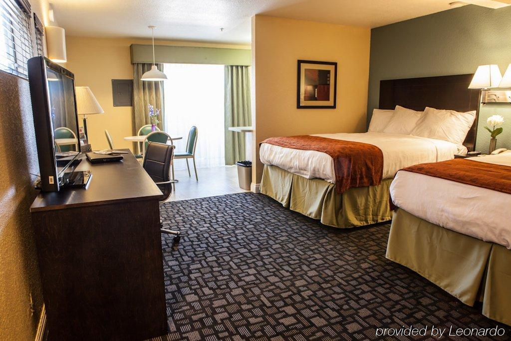 Marinwood Inn & Suites โนวาโต ภายนอก รูปภาพ